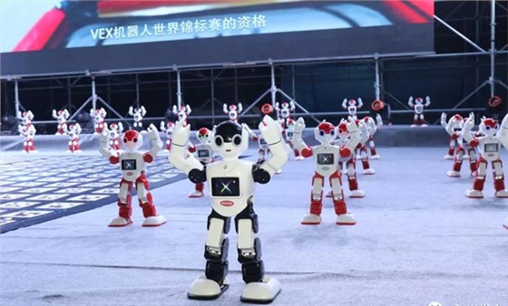 22-“永州新名片”走向世界！雅大有幸受邀参加首届机器人大赛！9